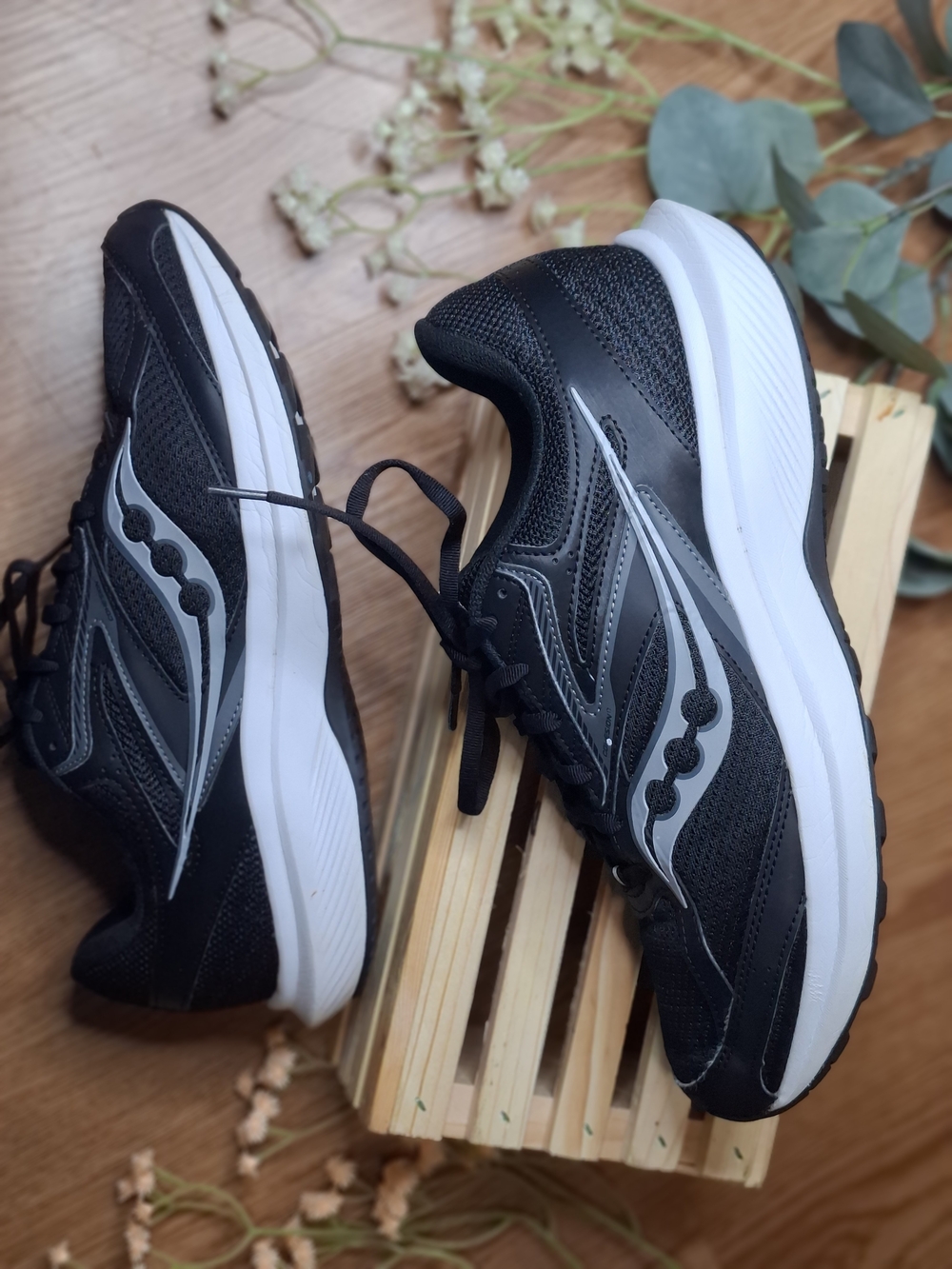 Saucony Women's Black Running Sneakers
